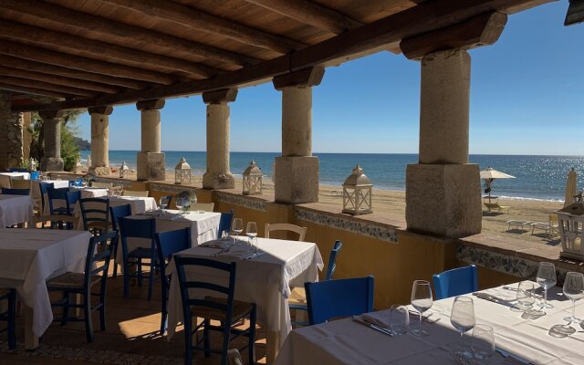 Aeneas' Landing Resort