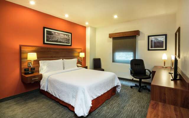 Hampton Inn by Hilton San Juan del Rio