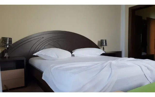 Hotel Keshtjella