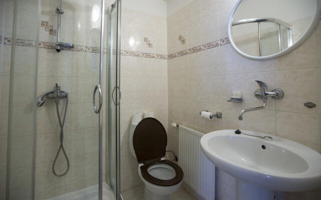 Hotel Bobr