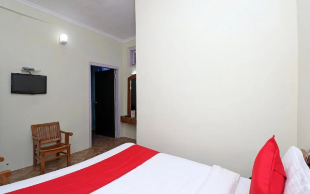 Hotel Binsar Rooms By OYO Rooms