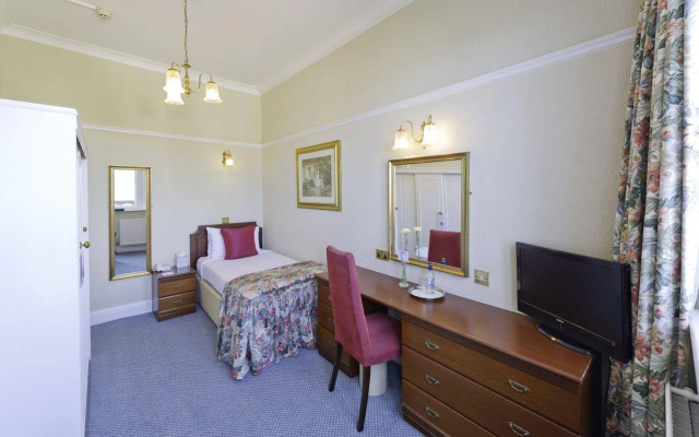 The Victoria Hotel & Source Spa