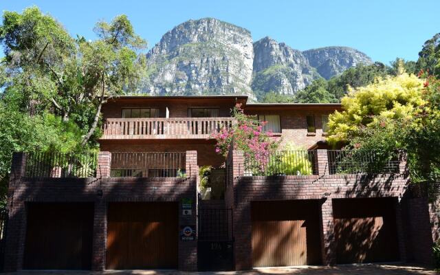 Kirstenbosch Forest Lodge