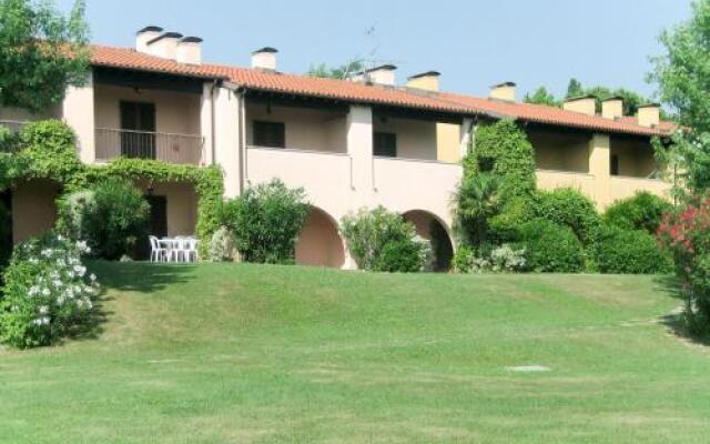 Golf Green Residence 205s