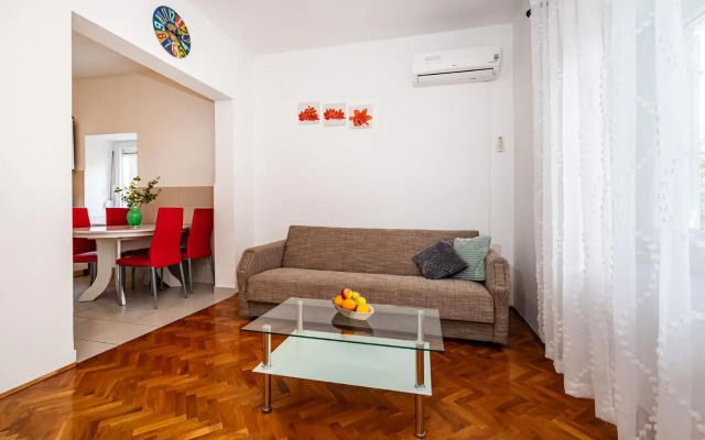 Apartment Eva