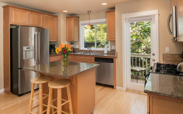 Seattle Vacation Home: Life's A Beach