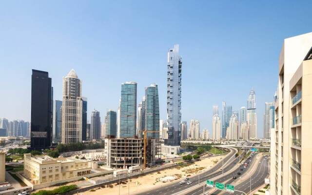 Modern 2BR w/ Tranquil Ambience in Emirates Hills!
