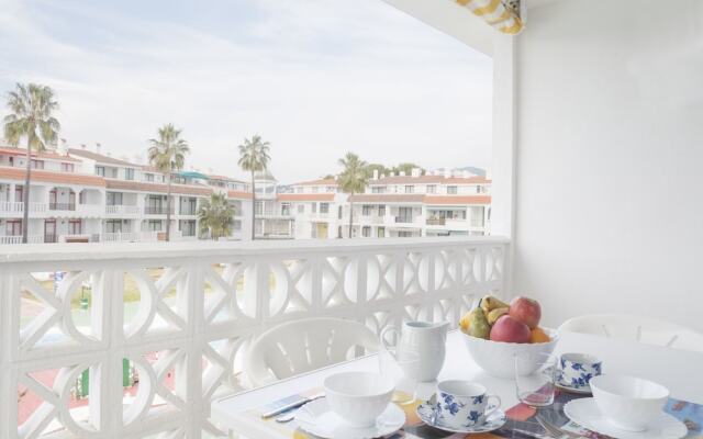 Marineu Playa Romana Village