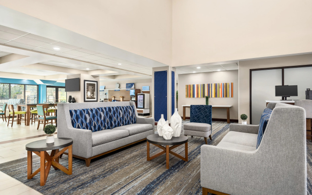 Holiday Inn Express & Suites Mobile West I-10 by IHG