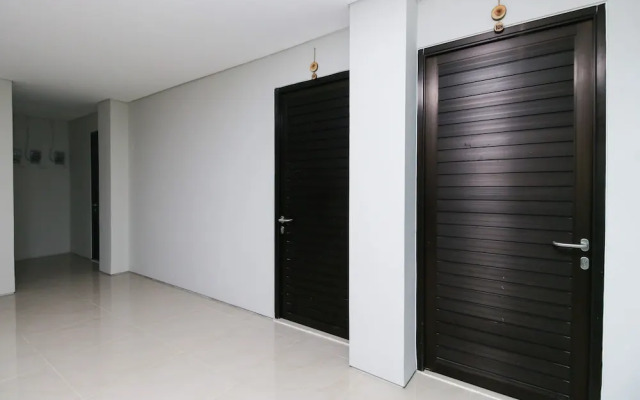 Airy Legian Praja Natha 2 Bali