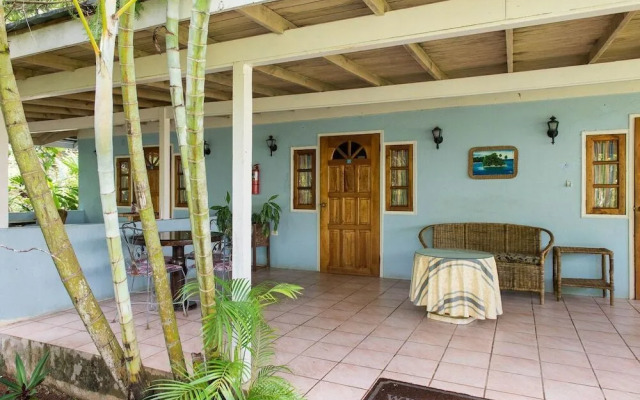 Tropical Beach Suite