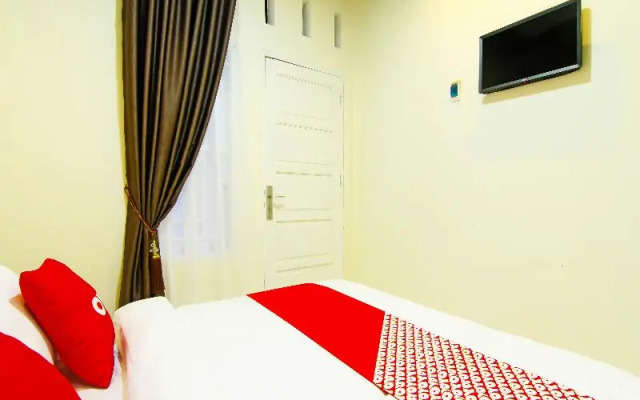 Oyo 90978 Khalifi Guesthouse Syariah