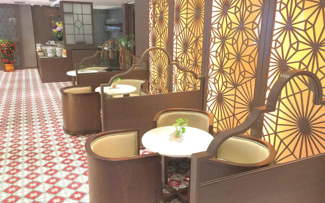 Largos Hotel