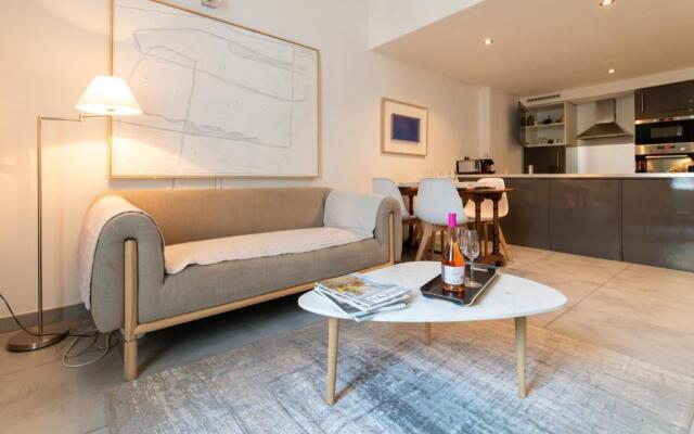 APPARTEMENT T2 SPACIEUX ET COSY - HYPER-CENTRE - FREE WIFI - 2 pers