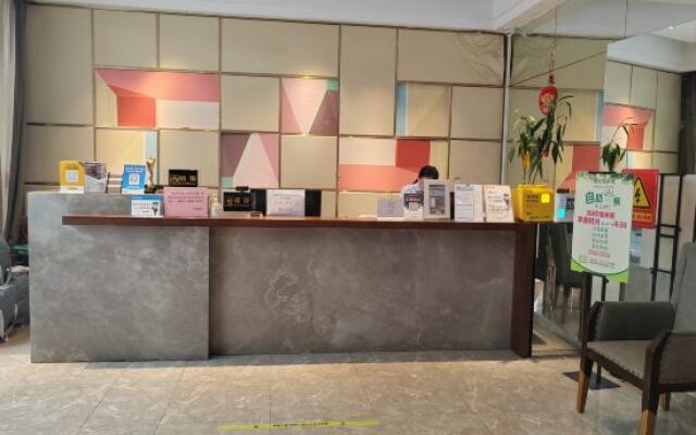 Xili Hotel (Guangzhou Aoyuan Square)