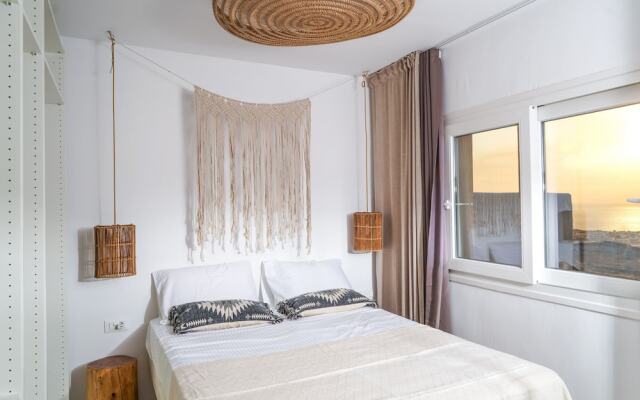 Mykonos High
