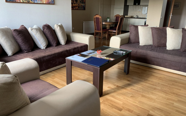 F Apartmani Kragujevac - Luxuary Business Suites