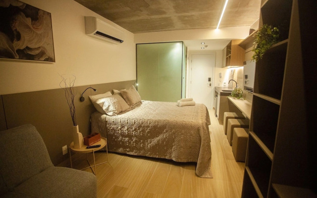 Setai Yacht By Day by Day