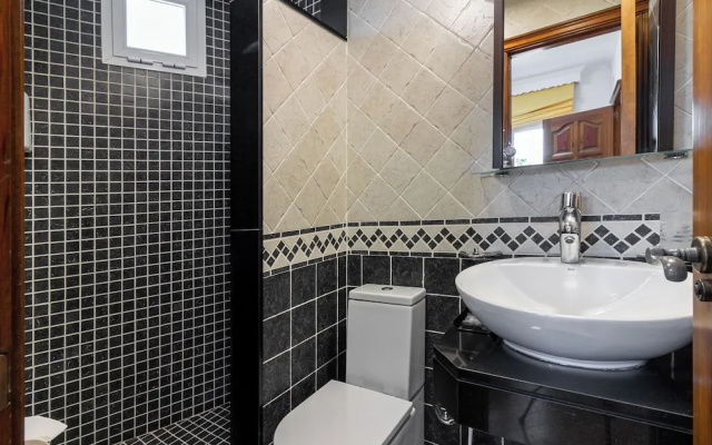 Apartamentos Avenida Tropical by Bossh