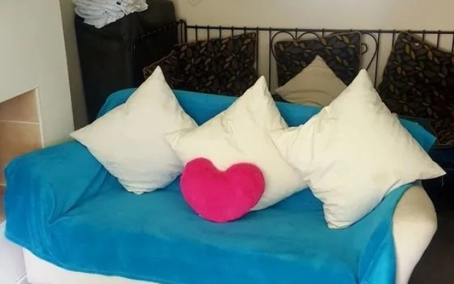 Tony Asga Apartments - Sakina Apartment