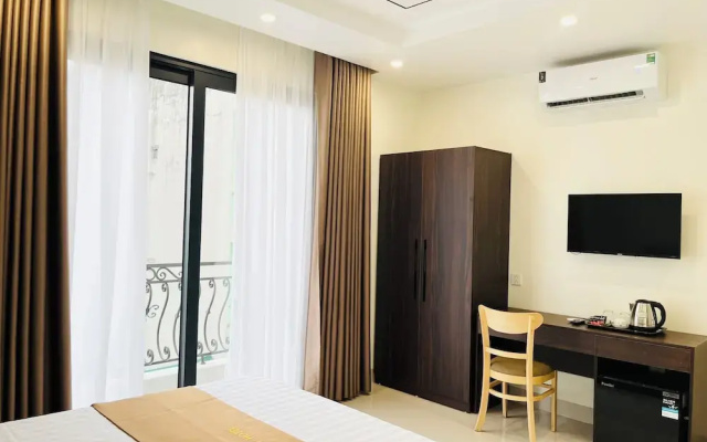 Sunrise Airport Hotel