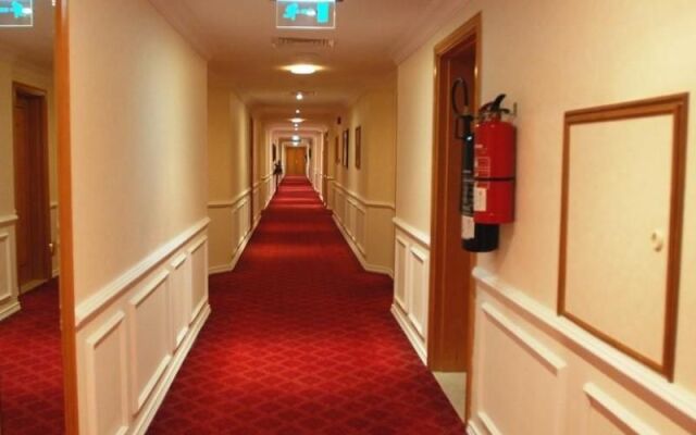 Cassells Hotel Apartments