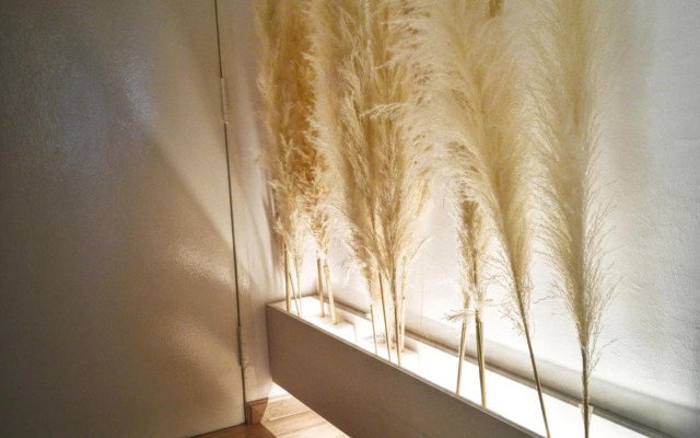 One Life Four Season Waterpark Guest House Manhattan Condominium