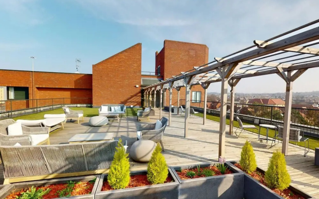 Luxury Stevenage North Central Apartment Business Leisure