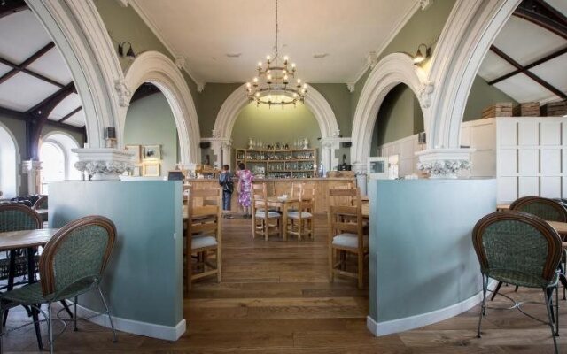 St Nicholas Boutique Hotel