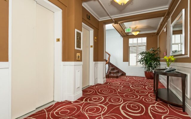 The Pickwick Hotel