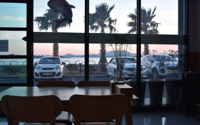 Hotel Aroha