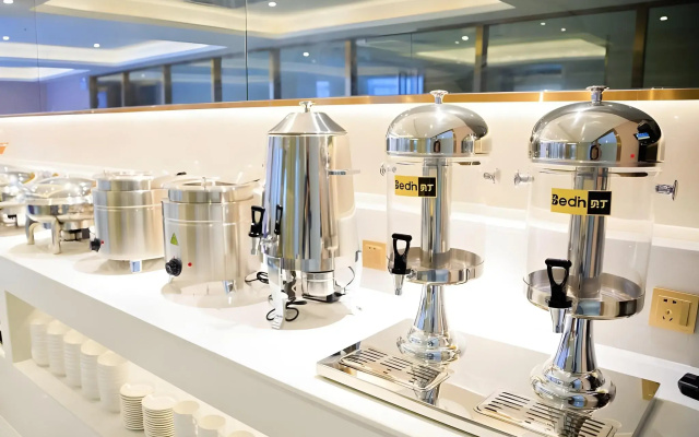 Lavande Hotel Shenzhen Shajing Houting Metro Station