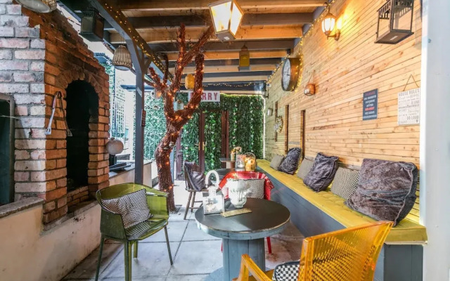 The Cool Belfast Home