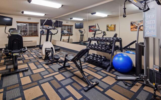 Best Western Plus Berkshire Hills Inn & Suites