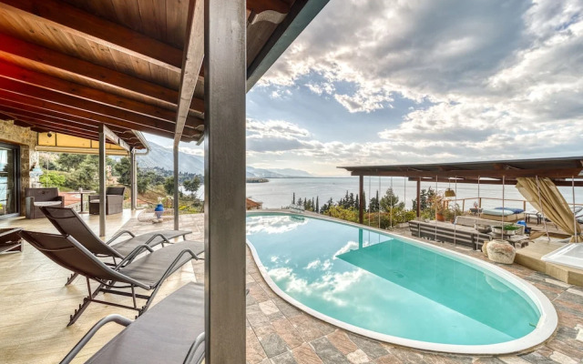 Magical View, Villa Asproneri, Kamena Vourla