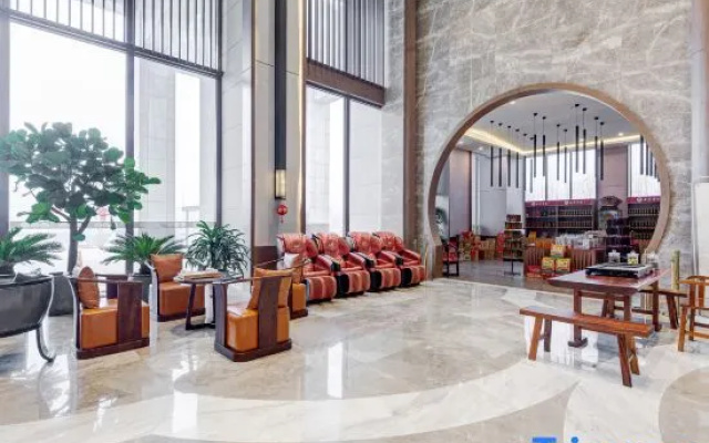 Inzone Garland Hotel