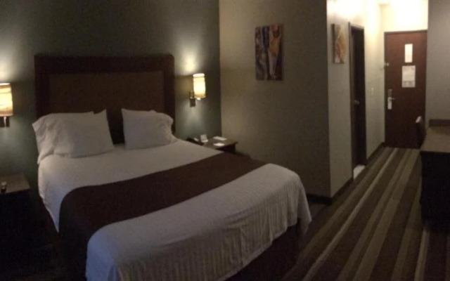 The East Avenue Inn & Suites