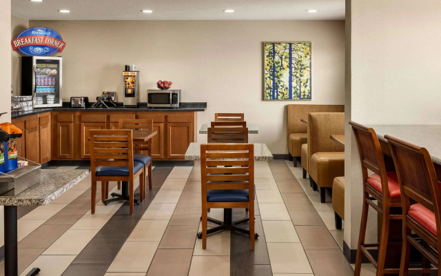 Baymont by Wyndham Cedar Rapids