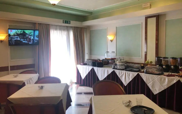 Hotel Regal