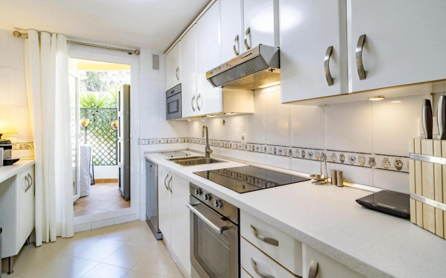 SAA2- comfortable apartment Puerto banus