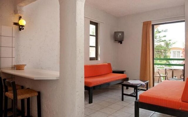 Bella Casita Family Apartments