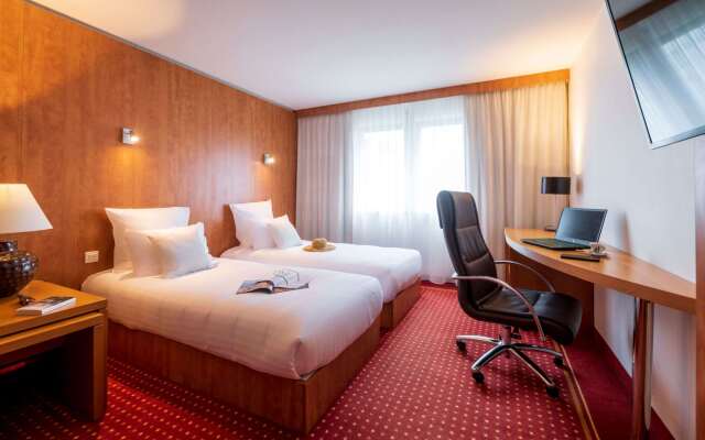 CERISE Bordeaux Mérignac Aéroport