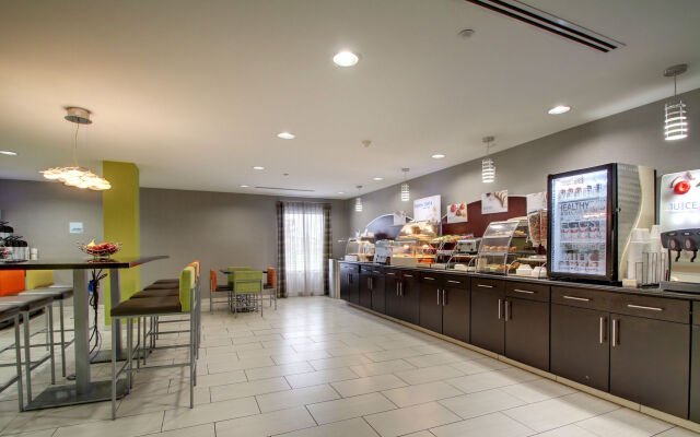 Holiday Inn Express & Suites Jackson Downtown - Coliseum by IHG