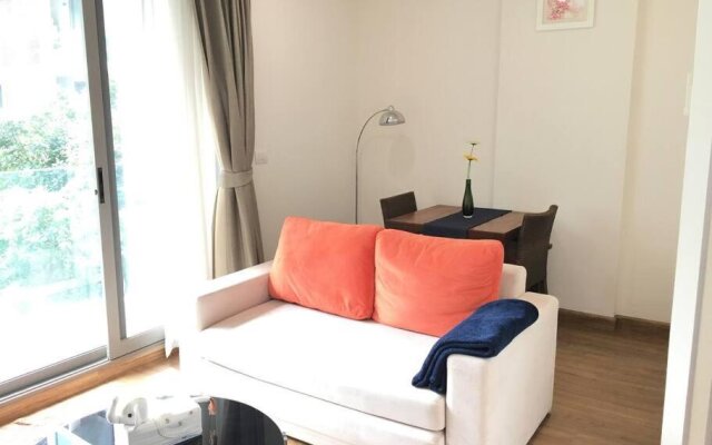 1 Bedroom+ Sofa-bed Luxury Condo @ Nimmana