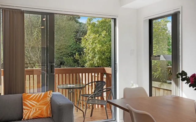Style Serenity Townhouse with Parking