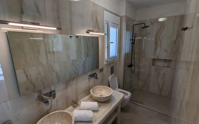 Natura Luxury Suites Parga