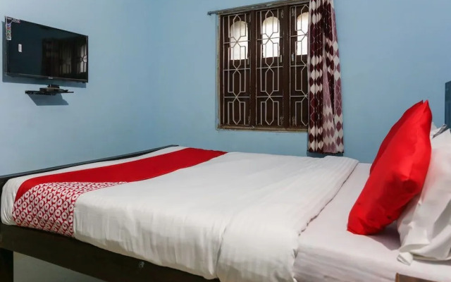 Royal Blues by OYO Rooms