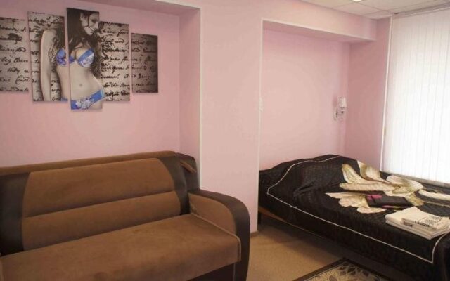 Guris Hotel - Hostel