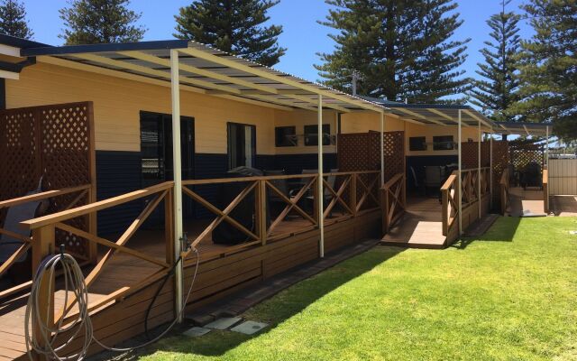 Driftwood Apartments