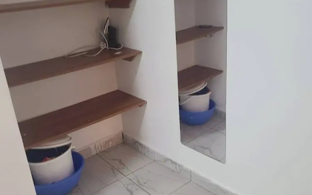 Studio 107, South B, Sana Sana
